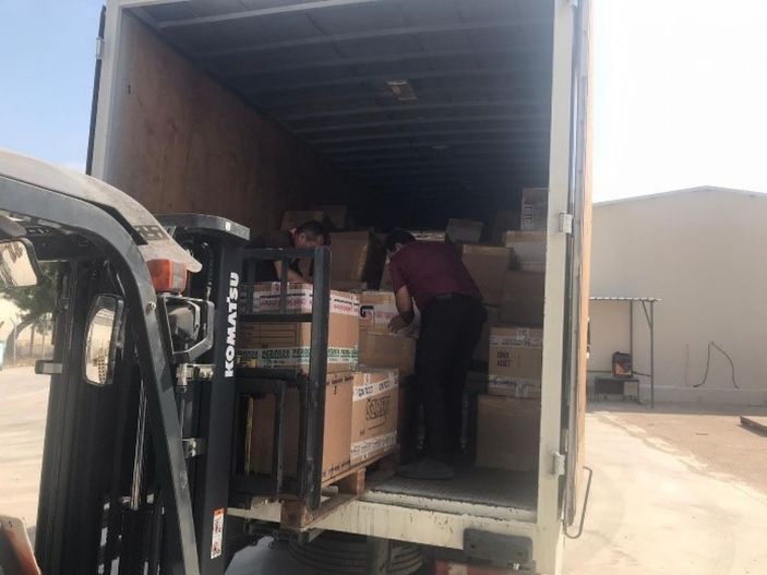 i Antalya’da 2 milyon 200 bin liralık kaçak parfüm bulundu