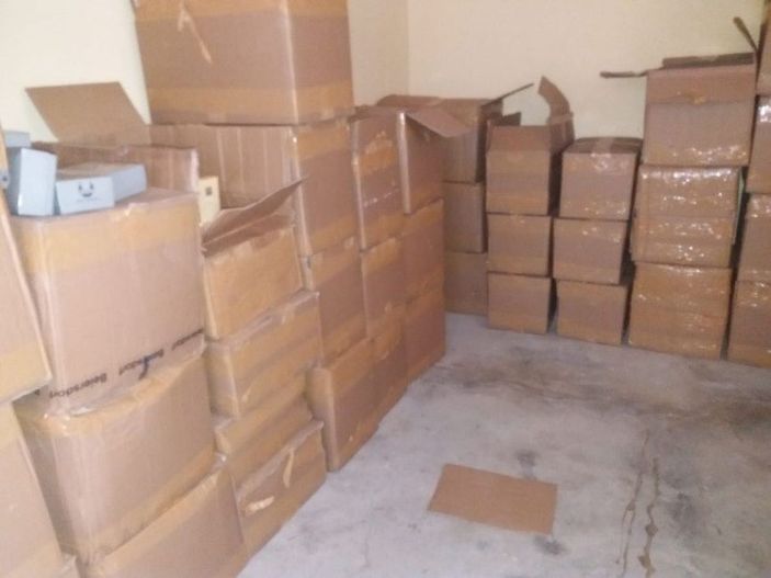 Antalya’da 2 milyon 200 bin liralık kaçak parfüm ele geçirildi -4