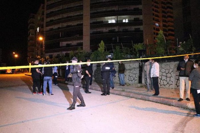 Ankara'da 18 katlı bina, çökme riskine karşı boşaltıldı