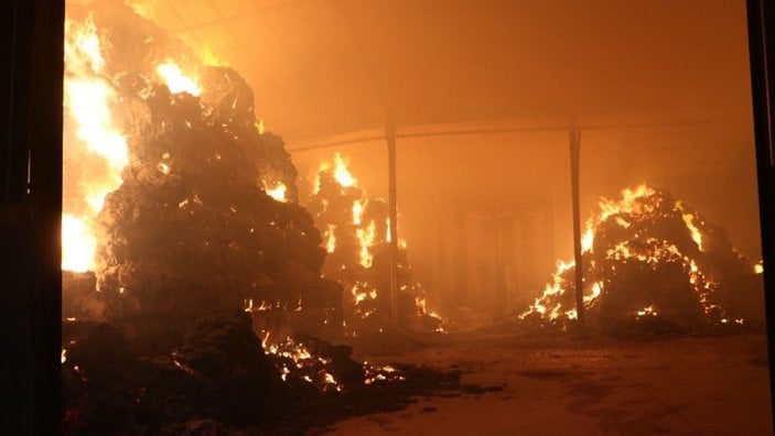 Aksaray’da yem fabrikasında yangın