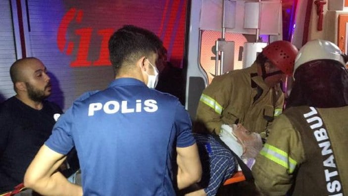 Arnavutköy'de trafik kazası: Aynı aileden 6 yaralı -6