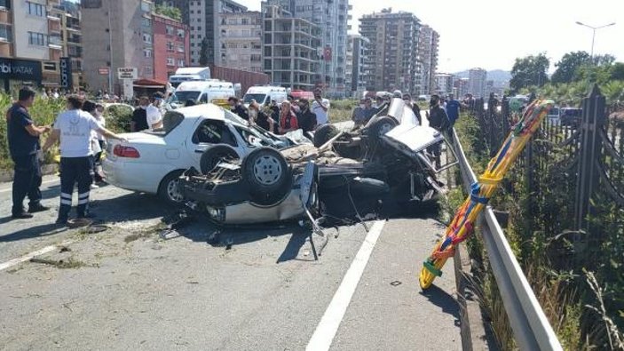 Rize'de iki otomobil çarpıştı: Baba-oğul öldü, 1 ağır yaralı -7