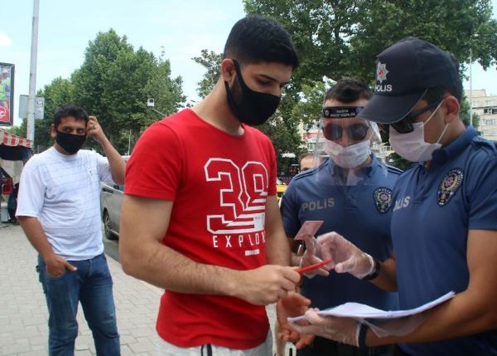 Beşiktaş'ta maske takmayanlara ceza yağdı -4