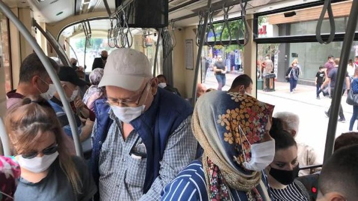 Eskişehir'de tramvayda sosyal mesafe tartışması