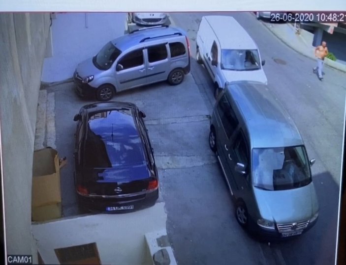 (Özel) İstanbul’da vatandaşın yarı çıplak kapkapççıları kovaladığı anlar kamerada -7