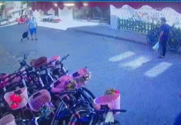 Büyükada'daki bisiklet hırsızlığı kamerada -3