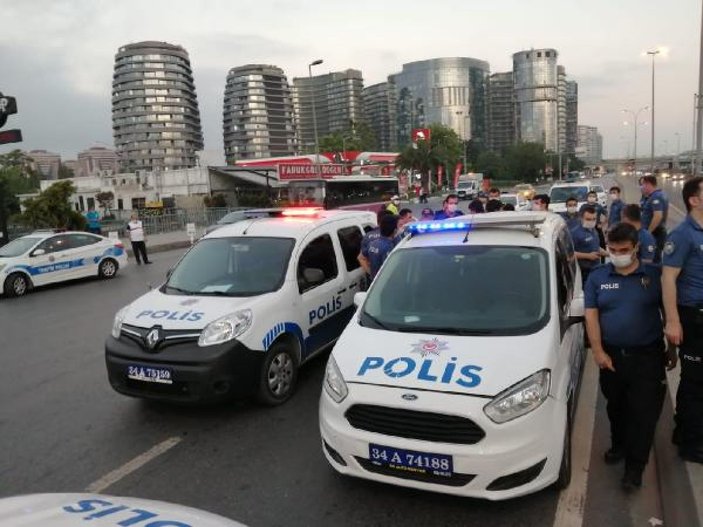 Bakırköy'de taksiciyi kaçıran 5 kişi yakalandı