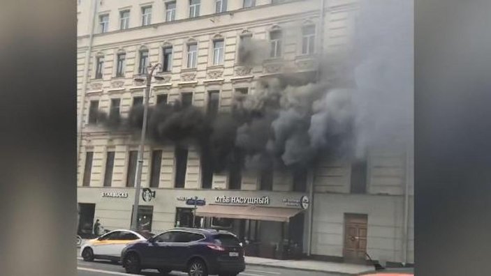 Moskova’nın merkezinde büyük yangın -1
