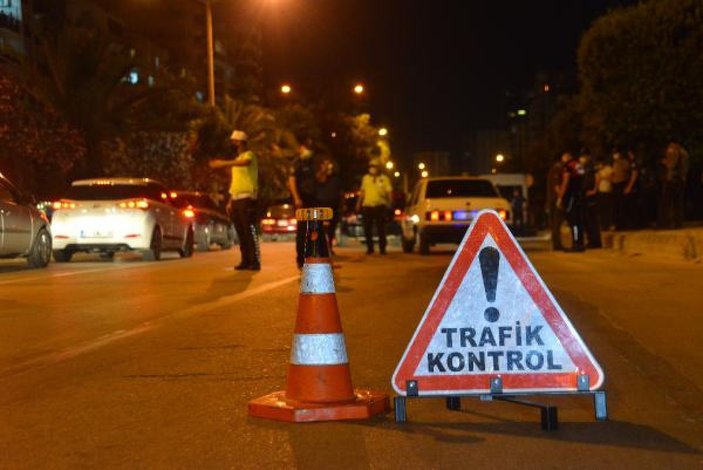 Adana'da 3 bin polisle 'huzur ve güven' uygulaması -1