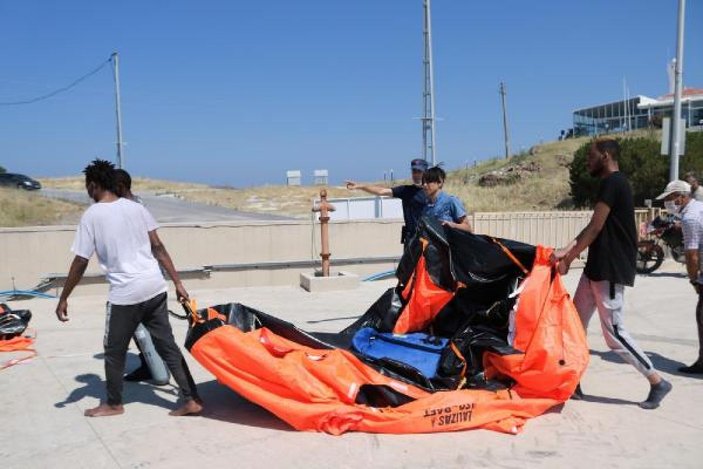 Yunanistan tarafından denize bırakılan göçmenler kurtarıldı -6