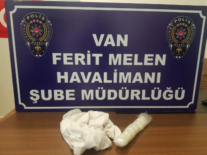 İç çamaşırında 108 gram metamfetamin ile yakalandı -2