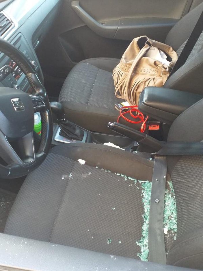 Pendik'te kadına darp kamerada... Yolu kesildi aracının camı tekmeyle kırıldı -9