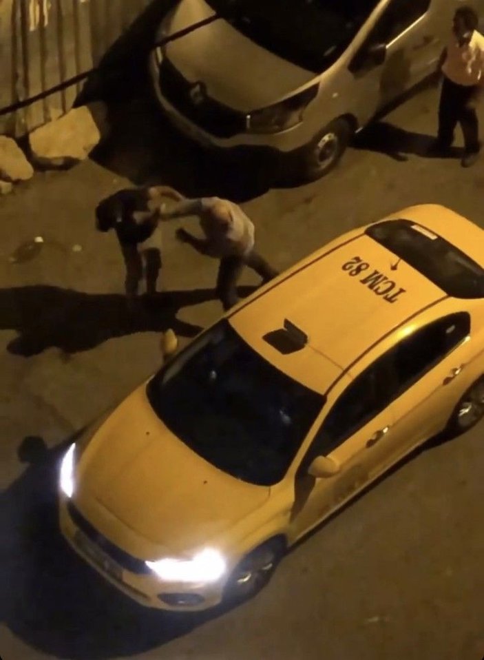 (Özel) İstanbul’da taksici terörü kamerada -2