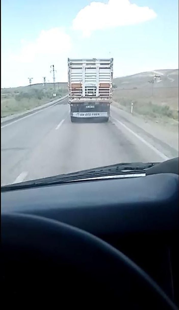 Ambulansa yol vermeyen kamyon şoförüne, 2 bin 963 lira ceza -1