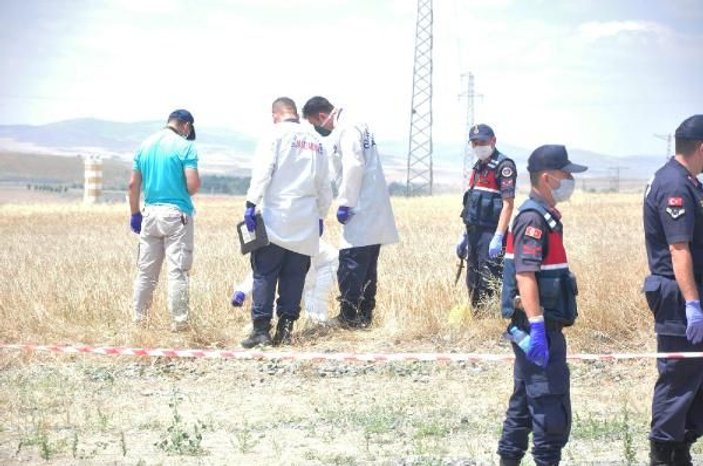 Yozgat'ta buğday tarlasında erkek cesedi bulundu -2