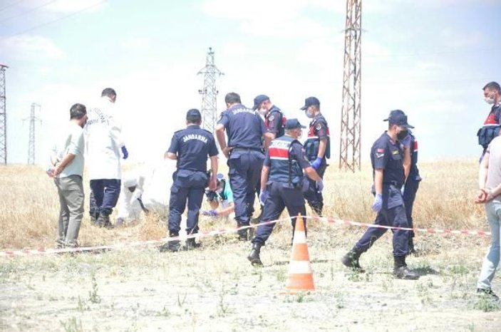 Yozgat'ta buğday tarlasında erkek cesedi bulundu -1