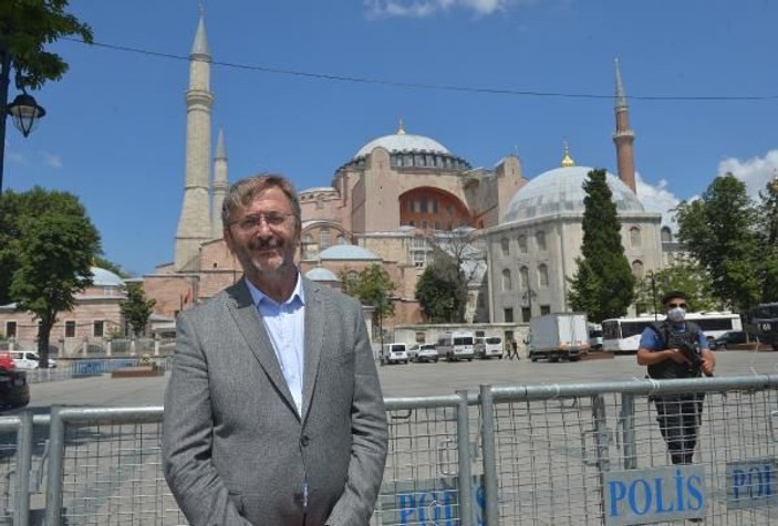 'Ayasofya'da kayıp eserler var' iddialarına İstanbul Kültür ve Turizm Müdürü'nden yanıt -1