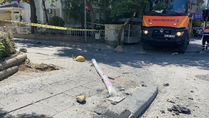 Kadıköy'de İETT otobüsü kaza yaptı: 5 yaralı (1) -6