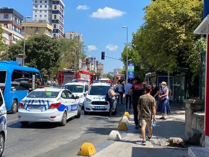 Kadıköy'de İETT otobüsü kaza yaptı: 5 yaralı (1) -1