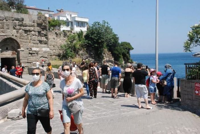 Amasra tatilcilerin akınına uğradı -2