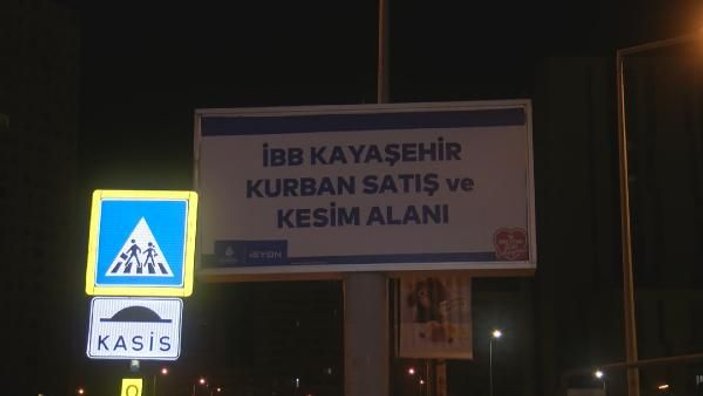Başakşehir'de 04.00'da kurban kesim tartışması; 'Kasaplar kaçtı' iddiası -1
