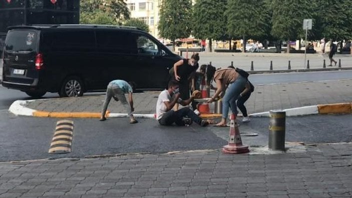 Taksim Meydanı'nda hasta numarasıyla duygu sömürüsü kamerada -3
