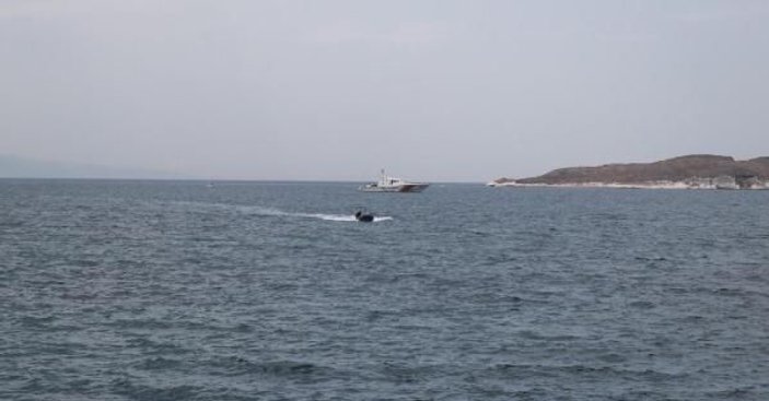 Foça'daki tekne faciasında kaybolan Sarp, aranıyor -5