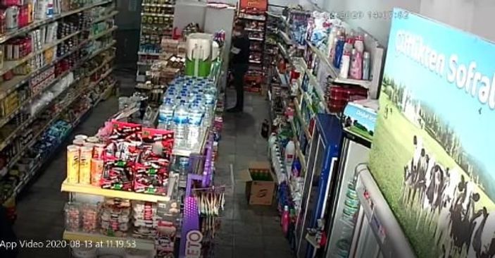 d Marketten şampuan hırsızlığı kamerada -4