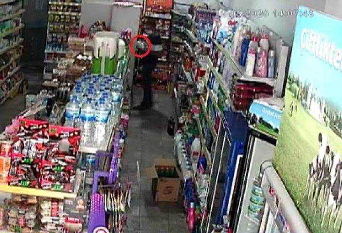 Marketten şampuan hırsızlığı kamerada -3