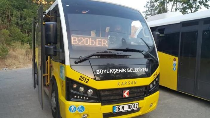 Minibüs şoförü ve mahalle bekçisinin darp edilme anı kamerada -4