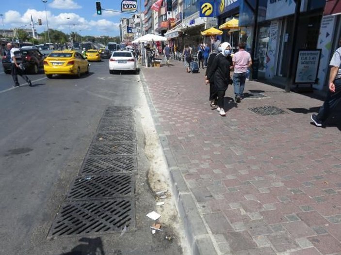 Kadıköy'ü lağım kokusu sardı -2