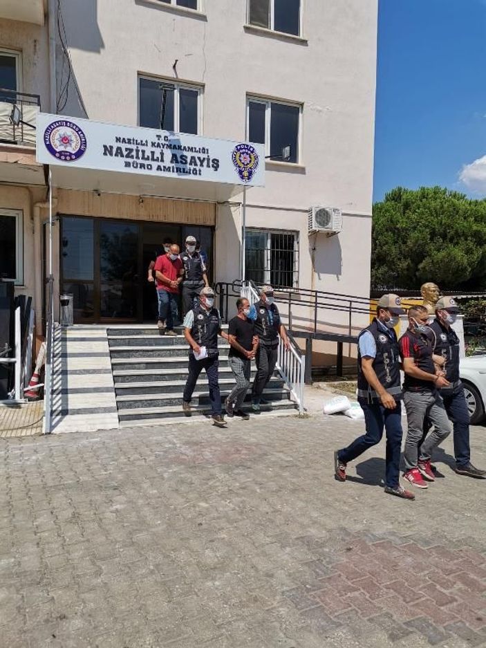 Polis, kargo görevlisi gibi davranarak firari 2 kişiyi yakaladı -1