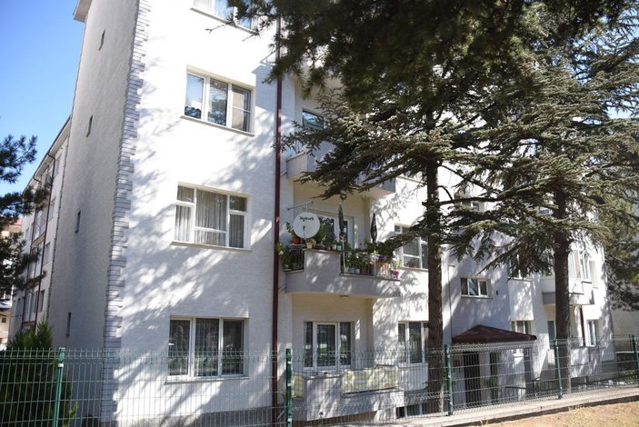Eskişehir’de apartman görevlisi yüzünden 200 kişi karantinada
