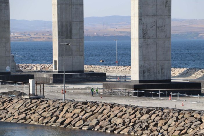 1915 Çanakkale Köprüsü'nde kılavuz halat çekimi nedeniyle Boğaz gemi geçişlerine kapatıldı-1 -4