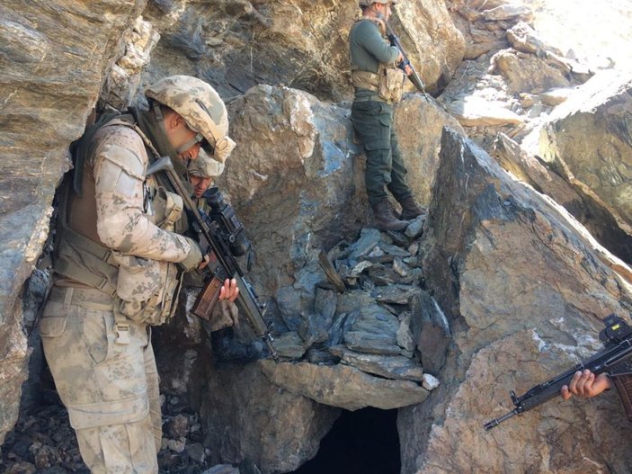 'Yıldırım- 10 Norduz Operasyonu'nda PKK sığınakları tespit edildi -8