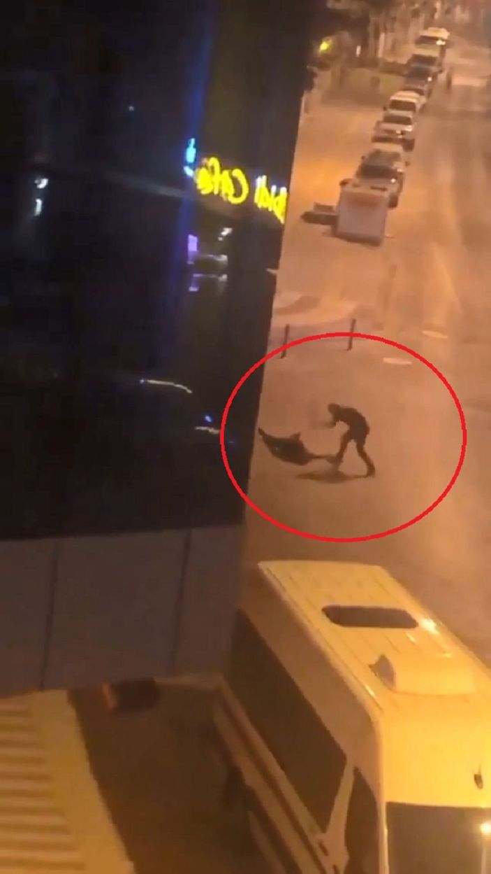 Yaşlı adama öldüresiye dayak cep telefonuyla görüntülendi -6
