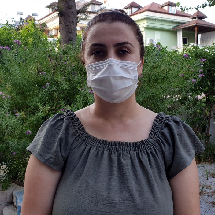 Antalya'da turistler, maske uyarısı yapan hemşireyi darbetti