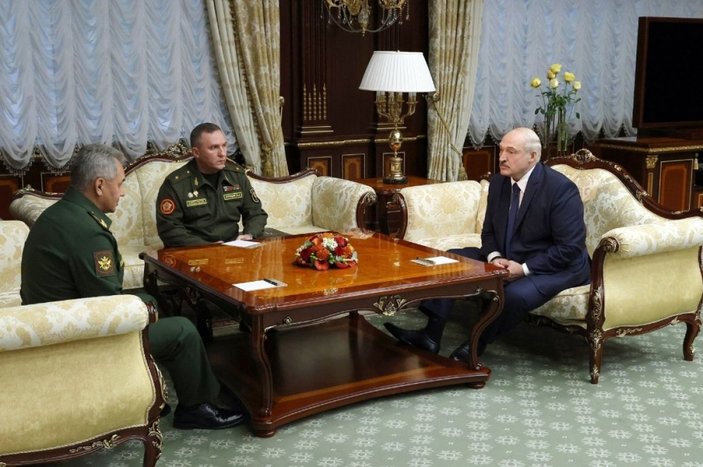 Lukaşenko, Putin’den yeni silahlar istedi
