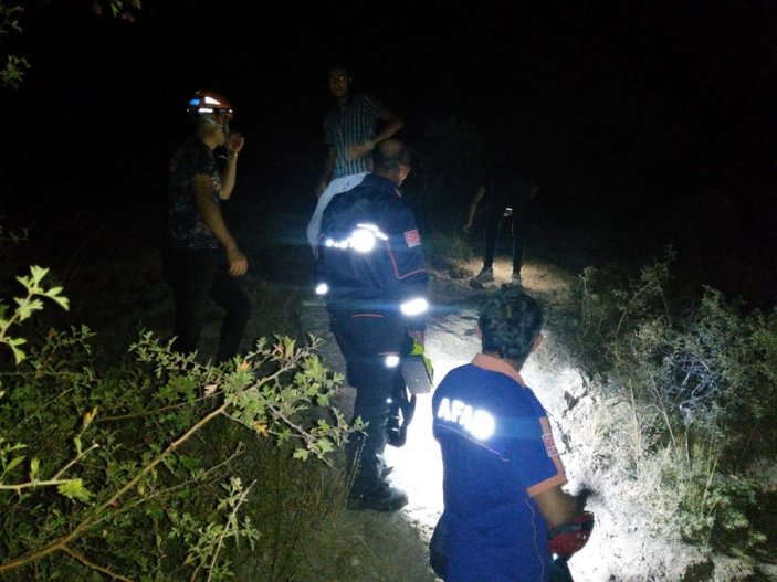 Kayseri'de dağlık alanda mahsur kalan 4 genç kurtarıldı