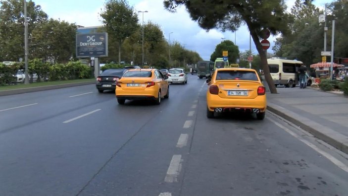 İstanbul'da taksicilerin bordo tartışması