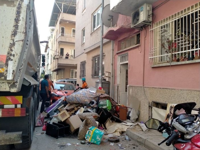 Aydın'da çöp evden yüklü miktarda para çıktı