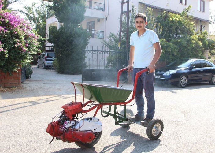 Antalya'da el arabasına motor taktı