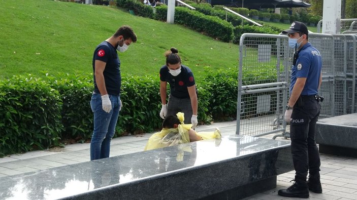 Taksim Meydanı'nda çıplak kadın ihbarı