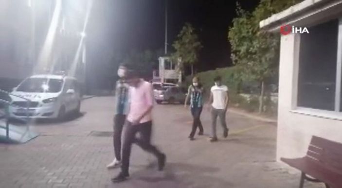 Avcılar'da makas terörü estiren magandalar yakalandı