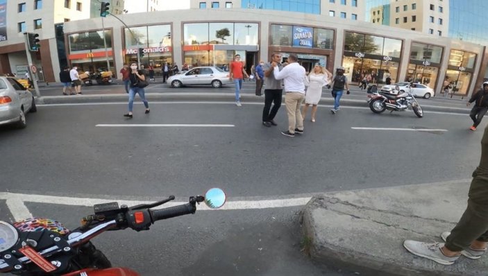 (Özel) İstanbul’un göbeğinde yumruklu trafik kavgası kamerada -5
