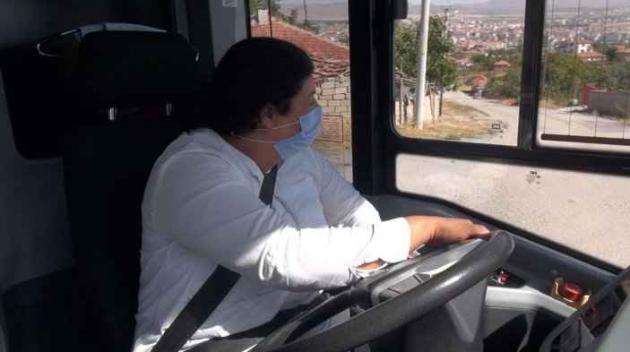 25 yıllık şoför Fatma, şimdi de belediye otobüsü kullanıyor -5
