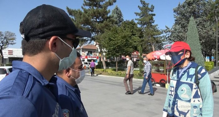 Maske denetimi yapan polisi görünce koşarak kaçtı