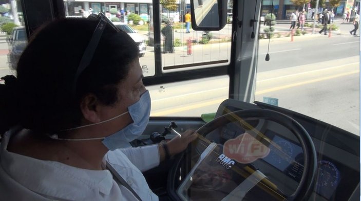 25 yıllık şoför Fatma, şimdi de belediye otobüsü kullanıyor -7