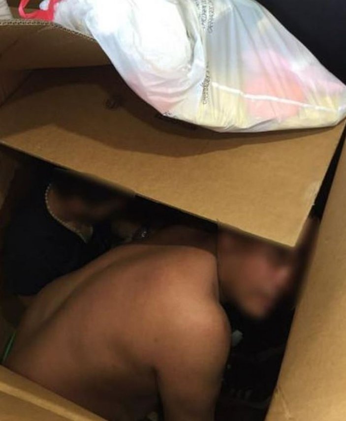 ABD'de minibüsteki karton kutulardan kaçak göçmen çıktı