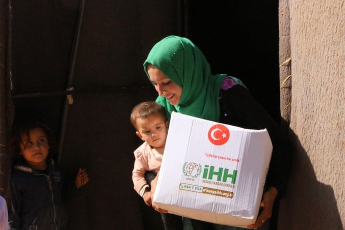 İHH’den İdlib’deki ailelere gıda yardımı -7